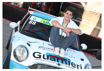 Salvador Tineo piloto del Team Guarnieri